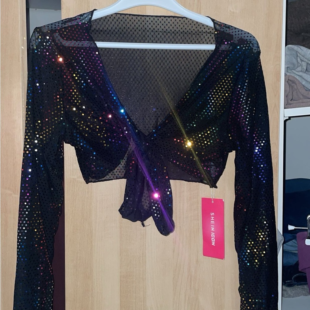Cropped Front-Knot Sequin Black Top